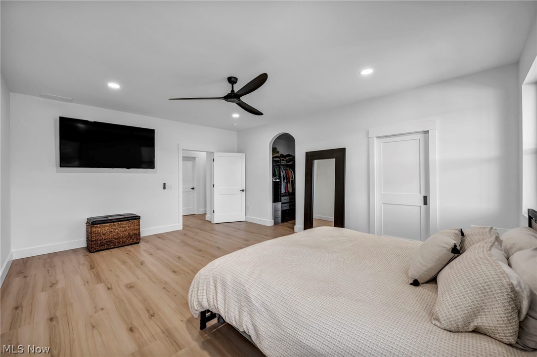 Holmes Tr - Residential