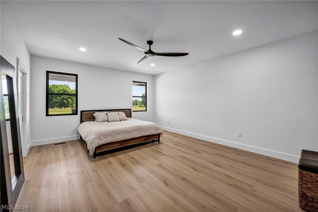Holmes Tr - Residential