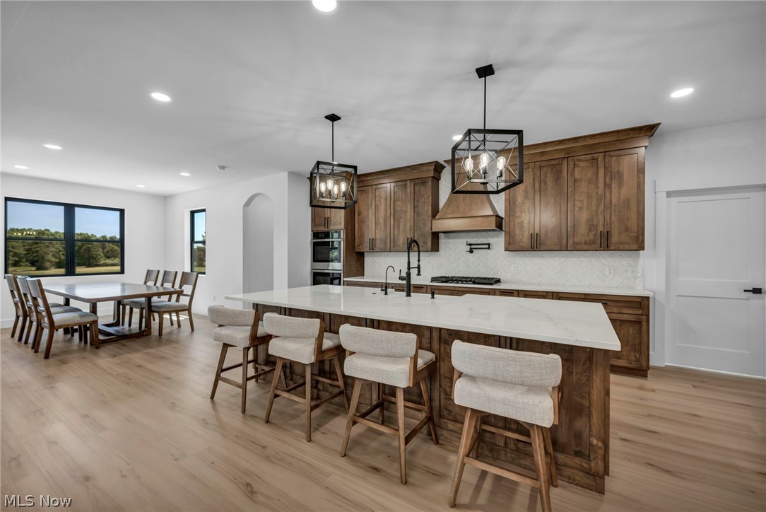 Holmes Tr - Residential