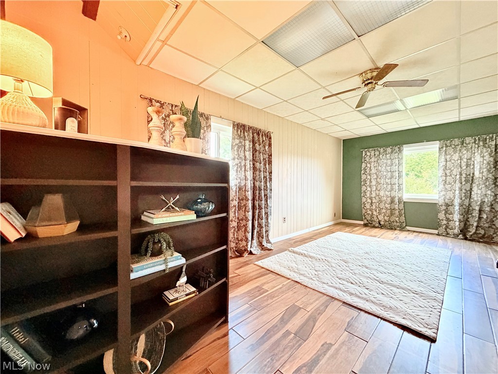 Robert E Cowan Prop - Residential