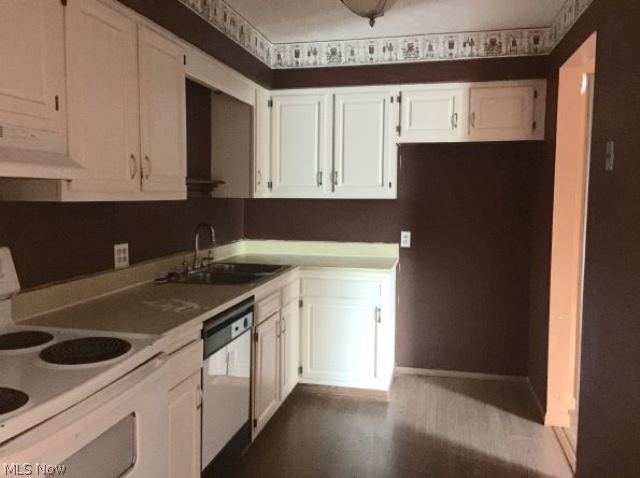 Rolling Meadows Condo - Residential