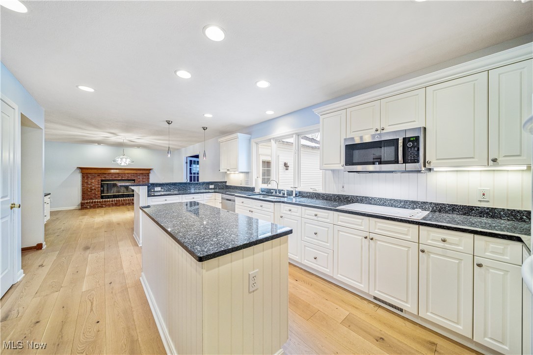Weatherby Woods Sub 3 - Residential