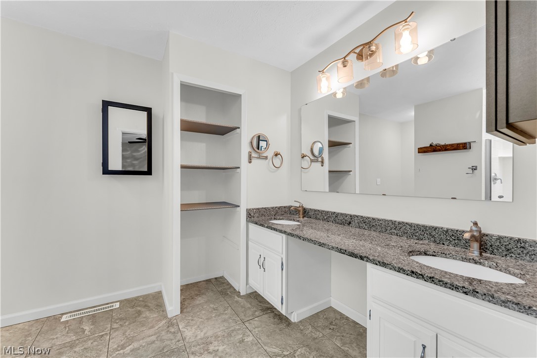 Deerfield Lake 01 - Residential