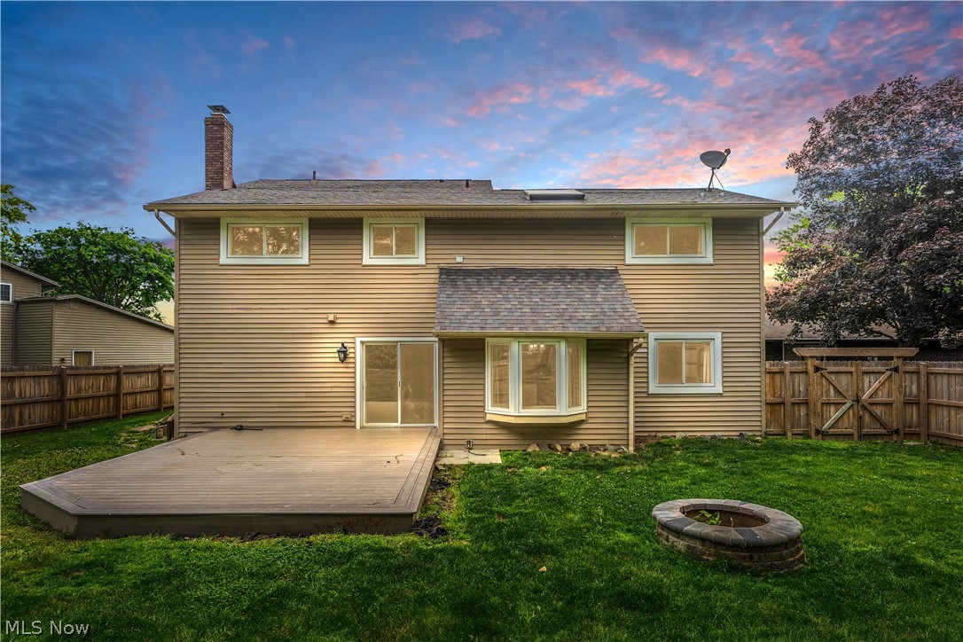 Deerfield Lake 01 - Residential