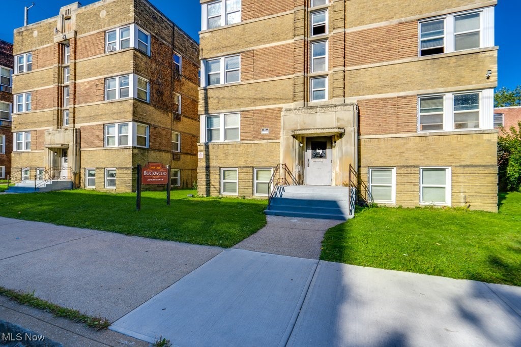 Kuster - Commercial Sale