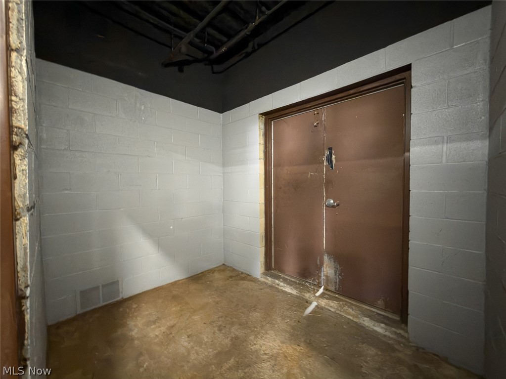 Massillon - Commercial Sale
