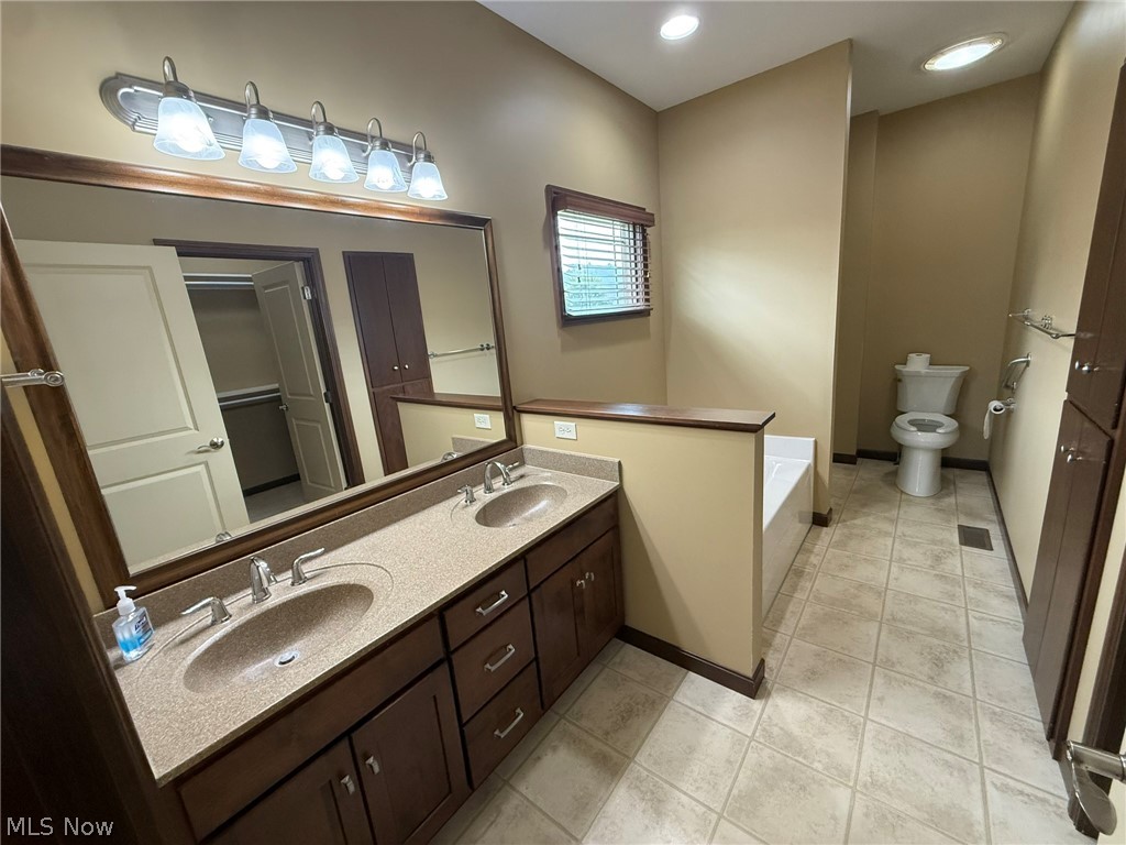 Creekside Dev - Residential