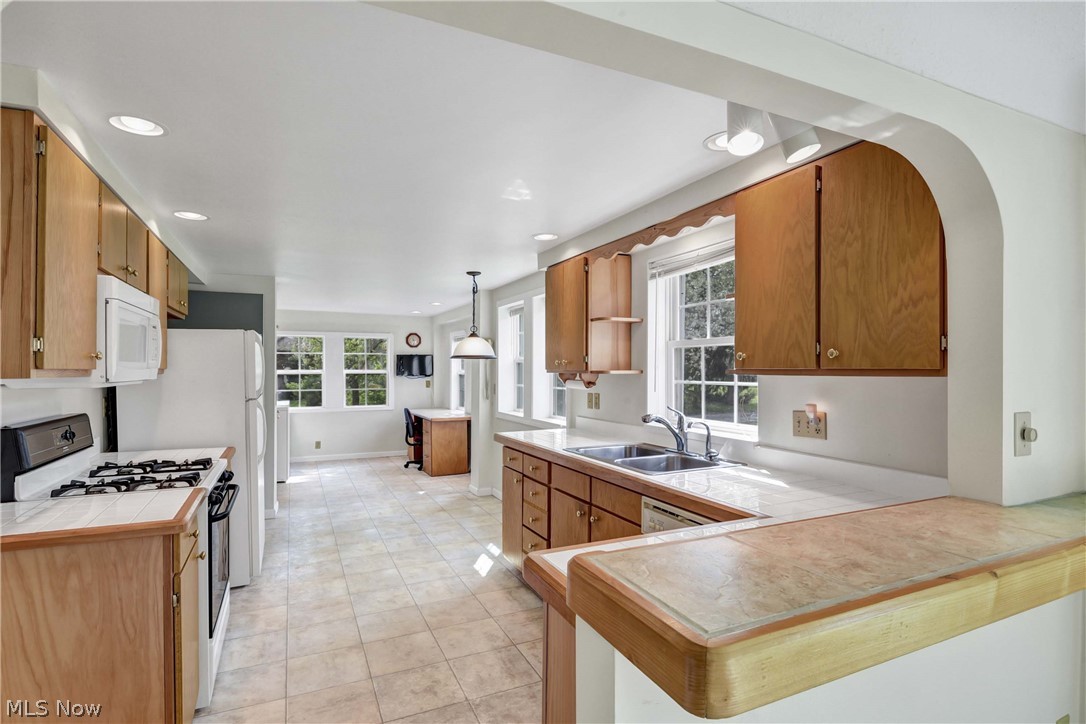 Avon Sec 27 - Residential