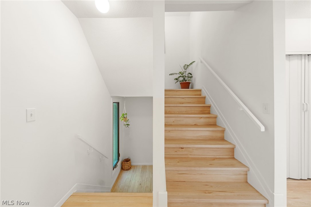 Lofts Condo - Residential