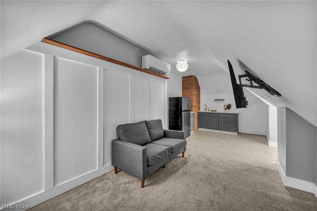 Metcalf - Residential