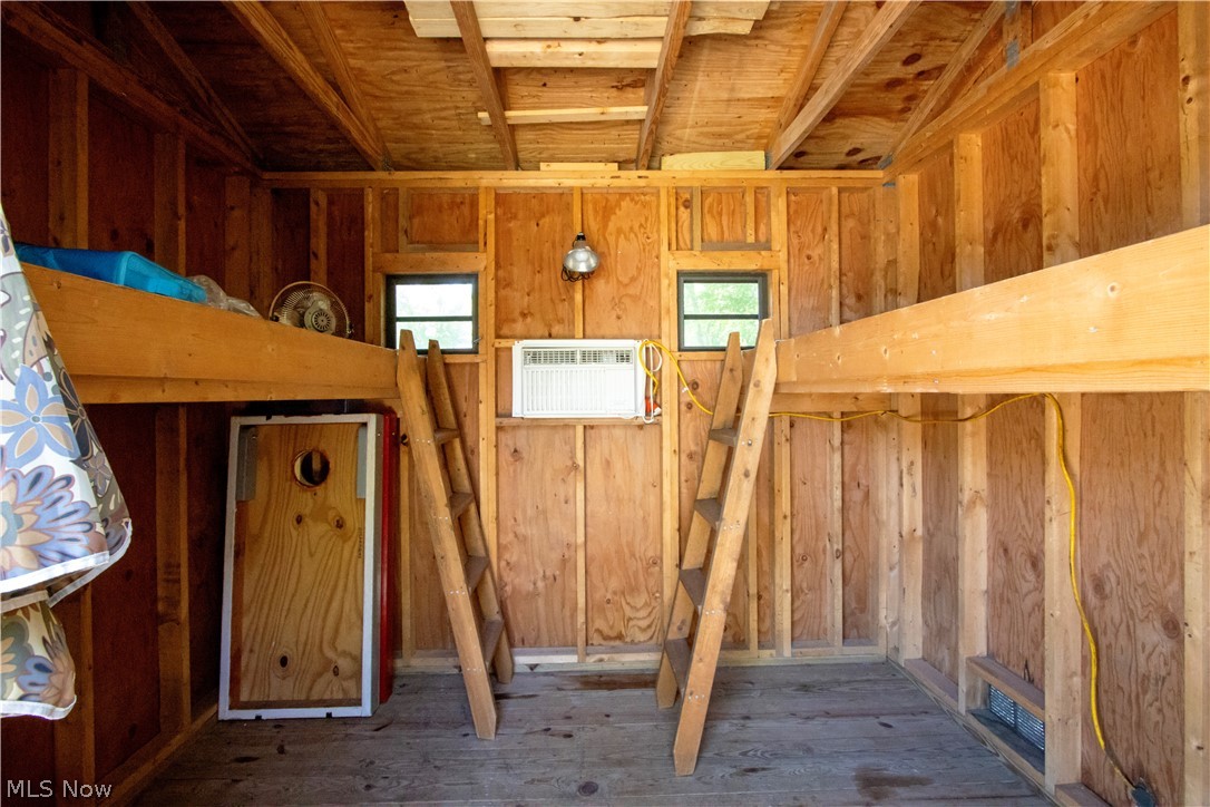 October Hill/Wally Hlnd Develo - Residential