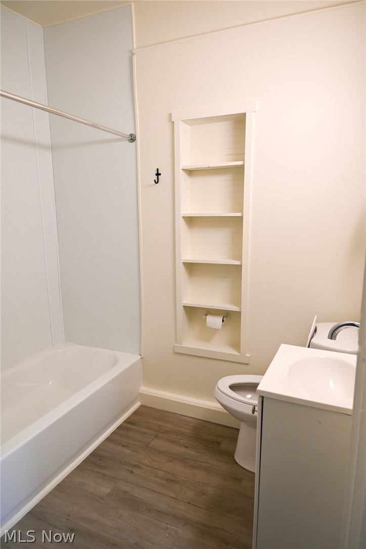 Mt Auburn - Residential Income
