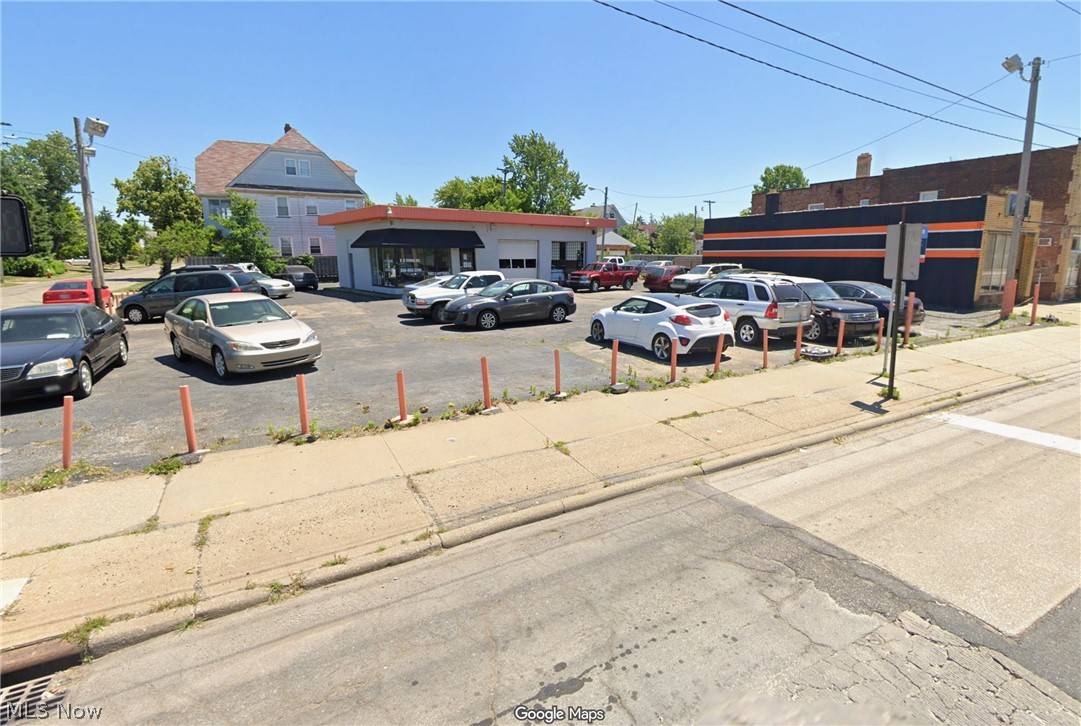 This property is approved for Auto Sales and service.