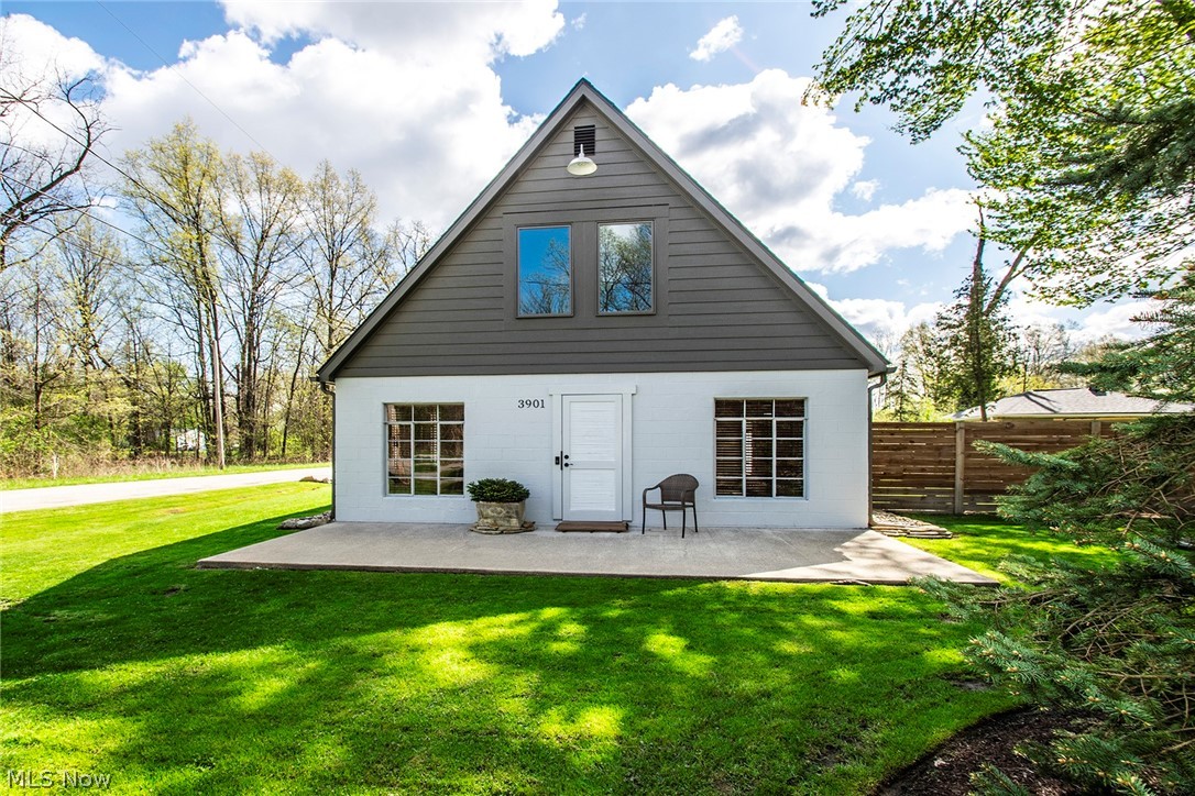 This charming Cape Cod is a true contractors dream, offering a rare opportunity to create your ideal home from the
ground up. The interior has been completely gutted, providing a blank canvas ready to be finished to your exact taste
and specifications, with a classic three-bedroom layout full of potential. Outside, enjoy a fully fenced backyard retreat
perfect for relaxing or entertaining, along with an extra-large garage that offers ample space for vehicles, storage, or a
workshop. 

This listing includes a second parcel #0300101122002.  Packed with character and possibilities, this property is ready for its next chapter.