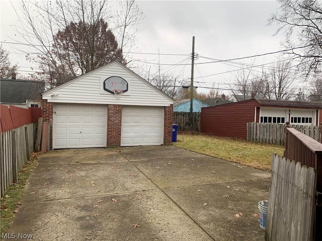 Ford Realty Co - Residential