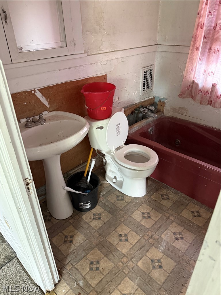 St Clair-East 140th Street - Residential Income