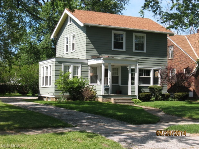 Property is occupied and occupants are not to be disturbed or contacted under any circumstances. Interior inspections are not available and property is being sold AS IS. Property is sold through auction. Please contact the listing agent for bidding instructions. For occupied properties only: there is a seller credit to the buyer $500 at closing.
