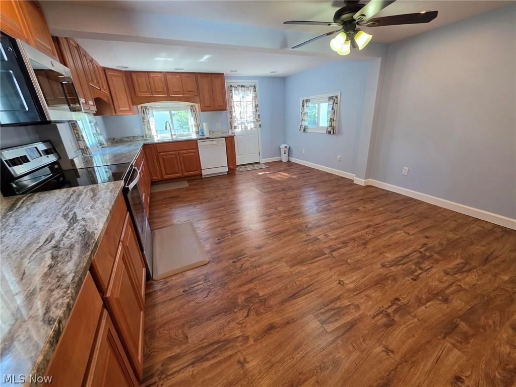Mayfield Hlnds 03 - Residential