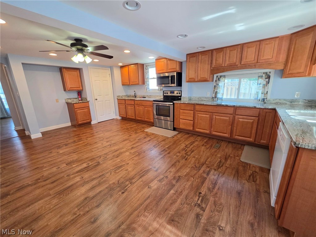 Mayfield Hlnds 03 - Residential