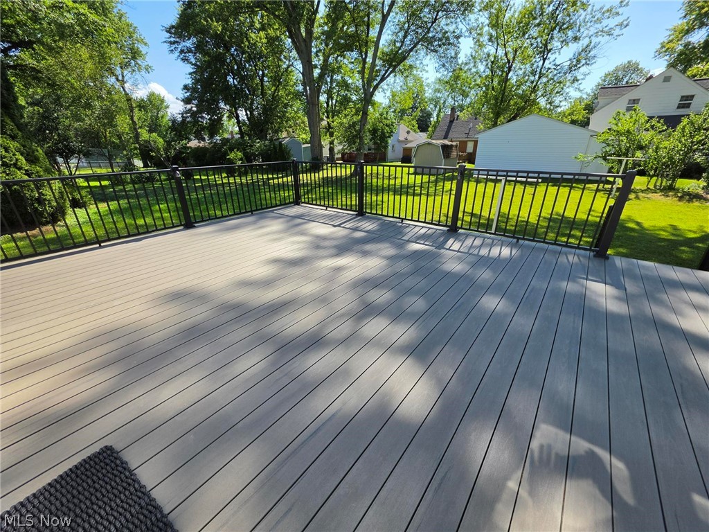 Mayfield Hlnds 03 - Residential