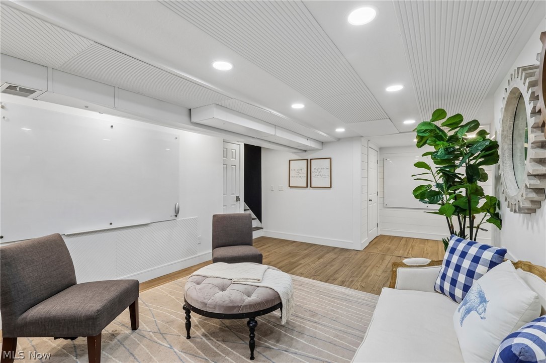 Englewood Villas - Residential