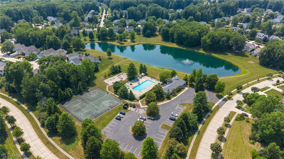 Falls Pointe - Residential