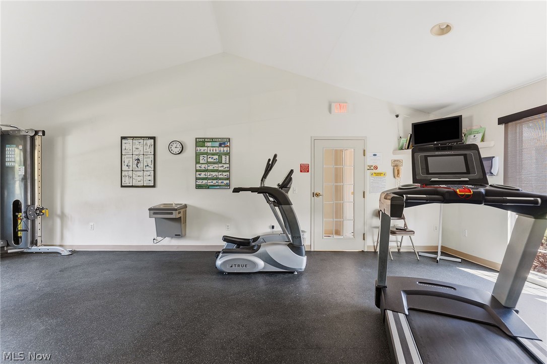 Falls Pointe - Residential