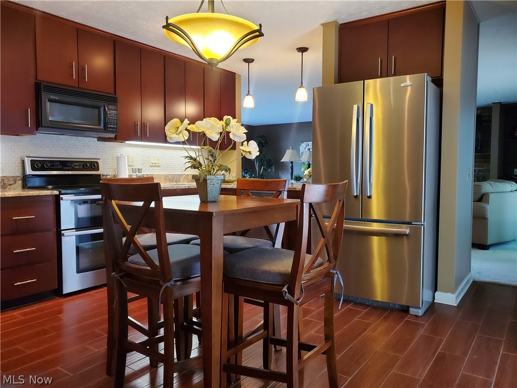 Meadowood 01 Ph 03 - Residential