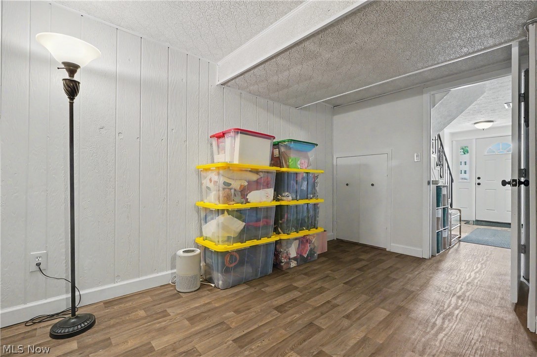 Hyde Park Condo - Residential