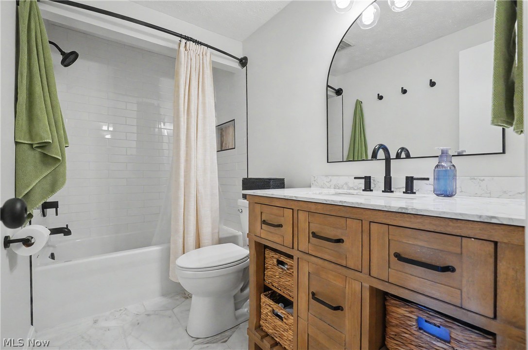 Hyde Park Condo - Residential
