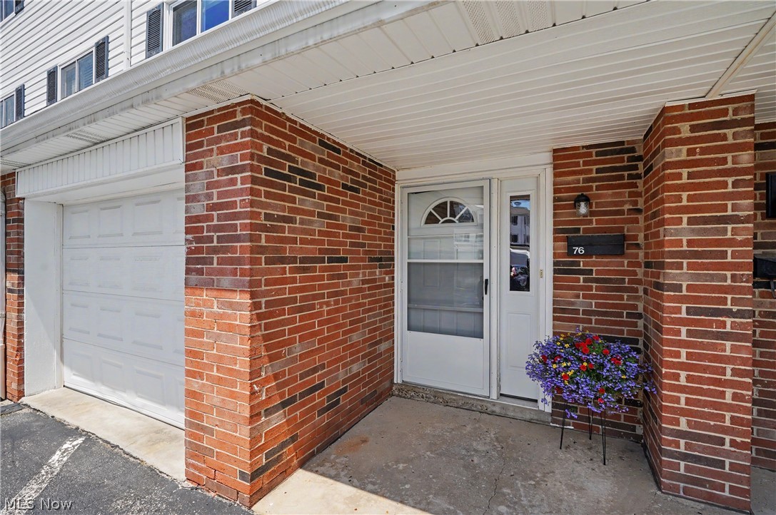 Hyde Park Condo - Residential