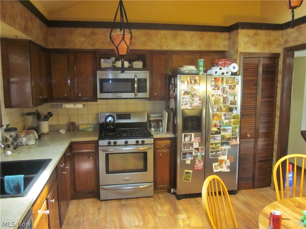 Hickory Hill - Residential