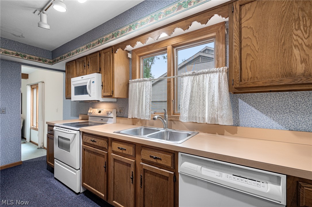 Stonewood Condos - Residential