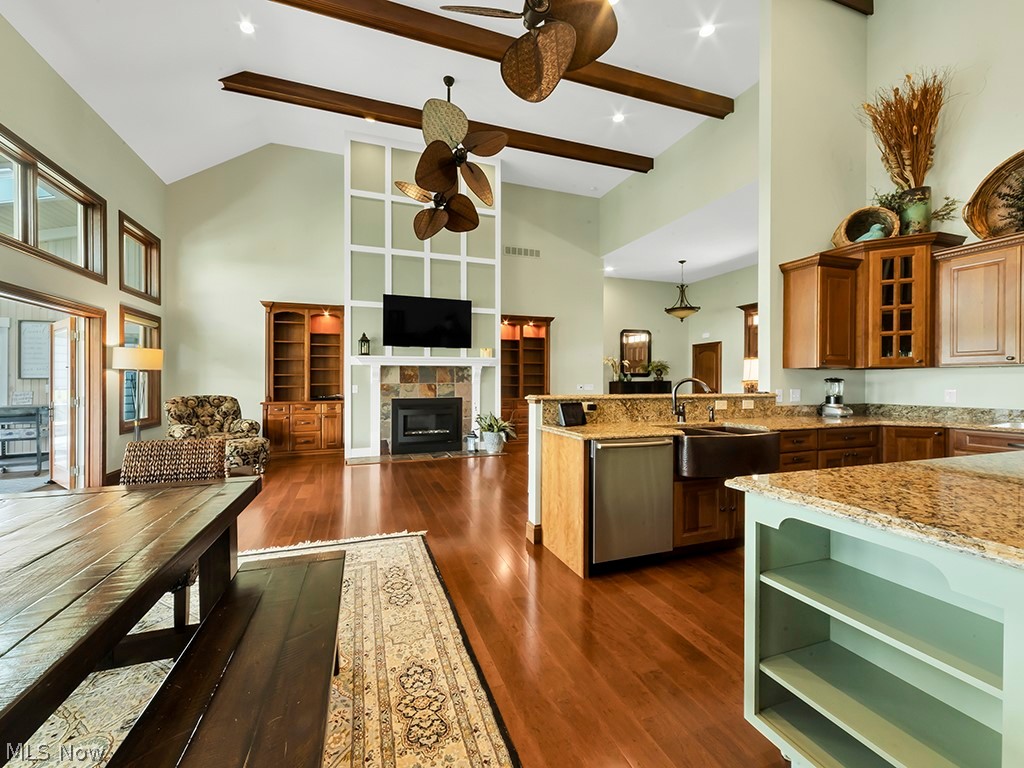 Montville Lakes - Residential