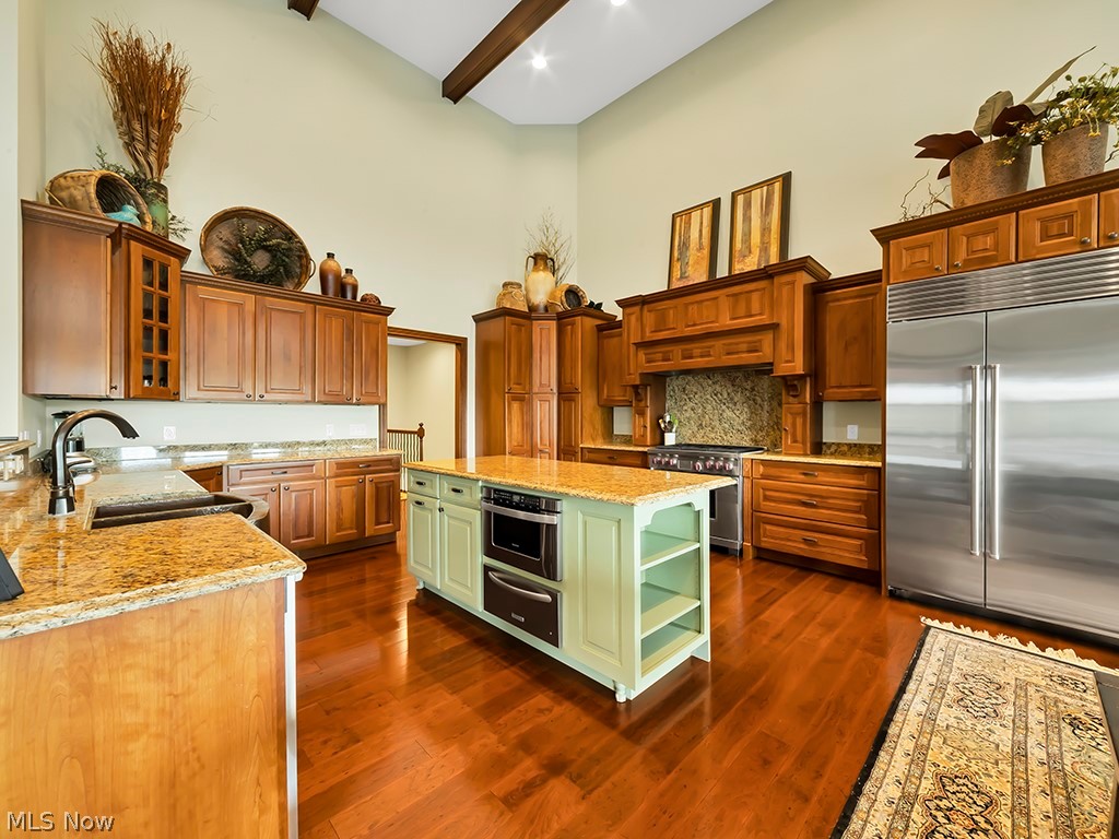 Montville Lakes - Residential