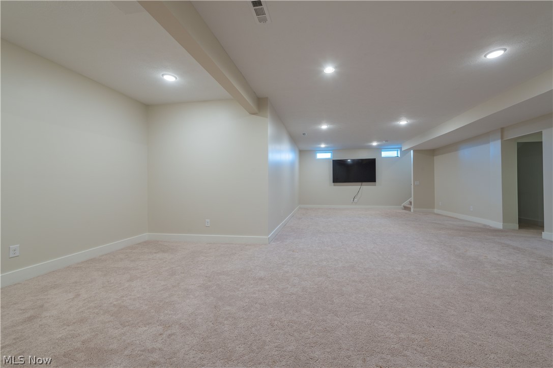 North Ridge Pointe - Residential