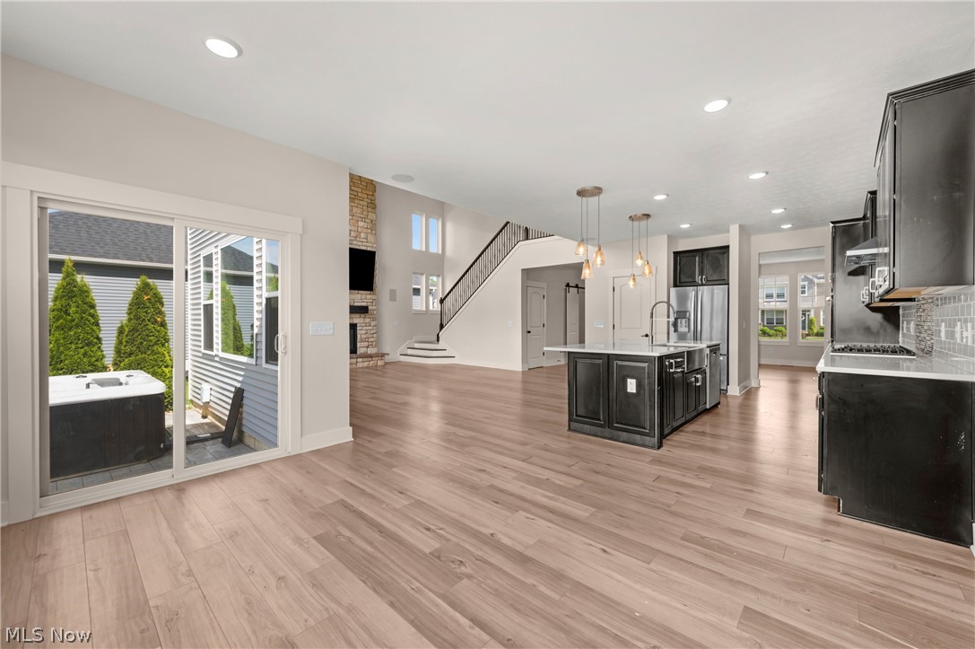 North Ridge Pointe - Residential