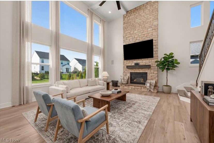 North Ridge Pointe - Residential