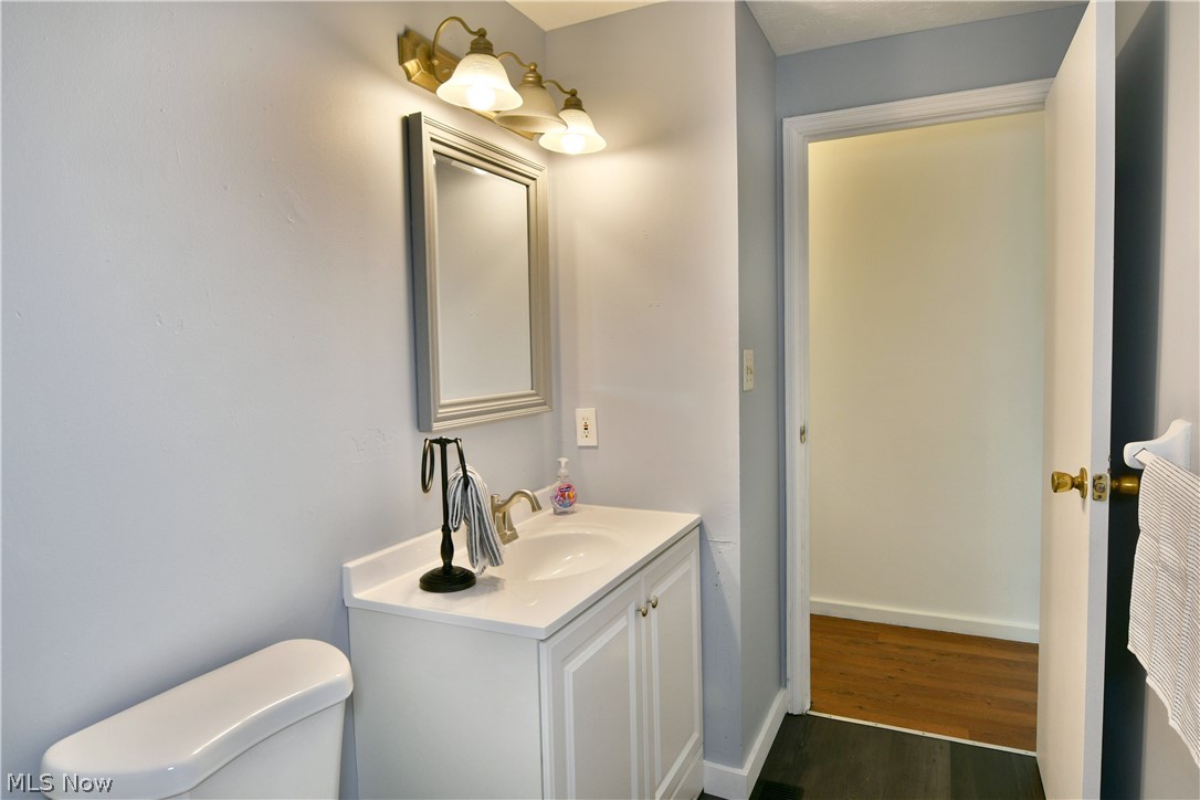 Oak View Manor 01 - Residential