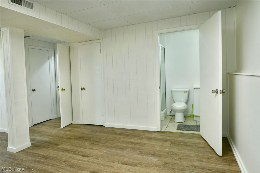 Oak View Manor 01 - Residential