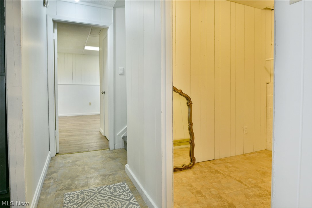 Oak View Manor 01 - Residential