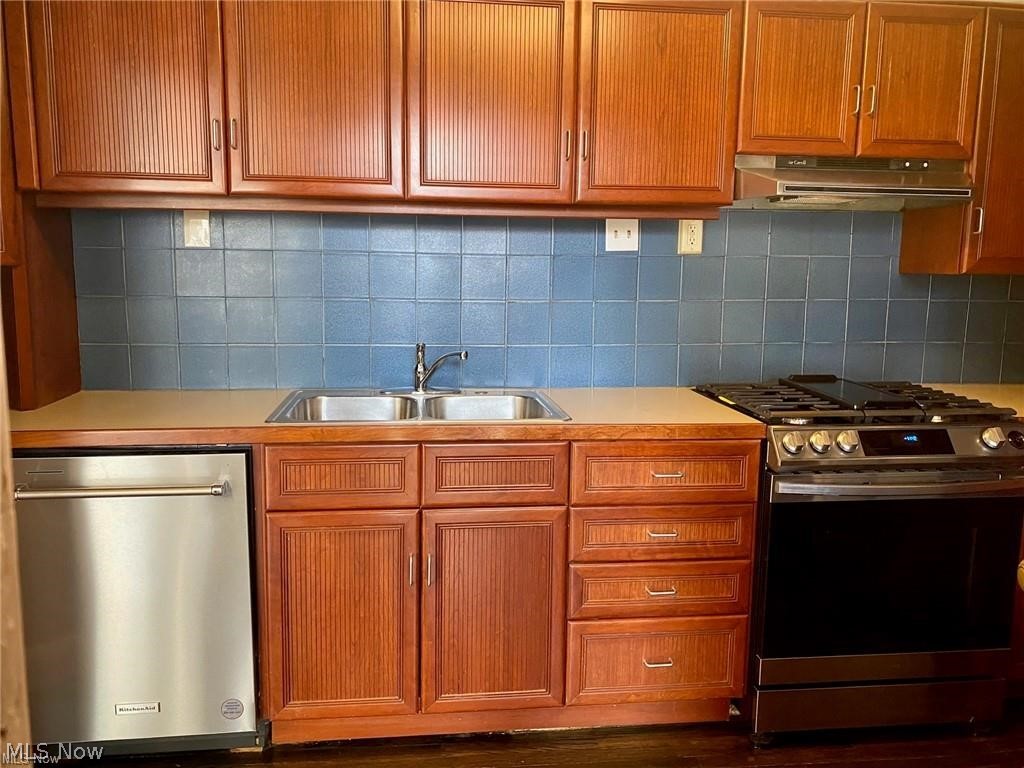 Van Aken Towers Condo - Residential