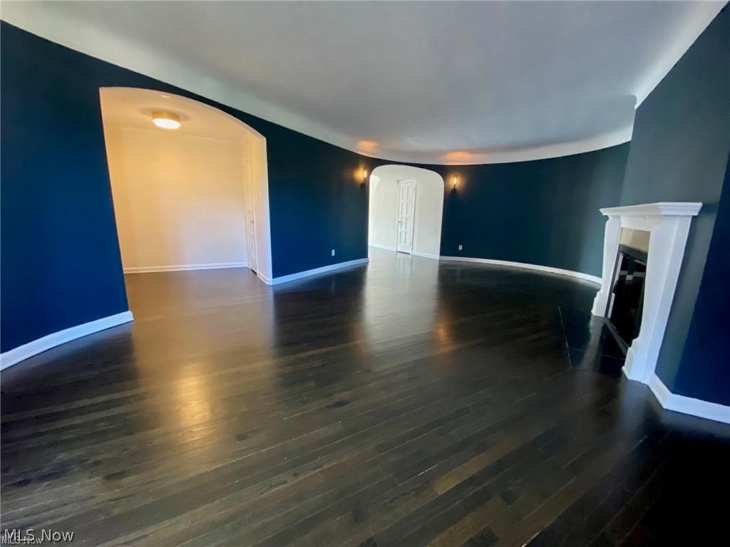 Van Aken Towers Condo - Residential