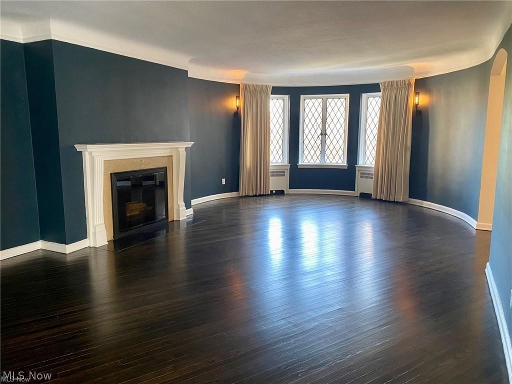 Van Aken Towers Condo - Residential