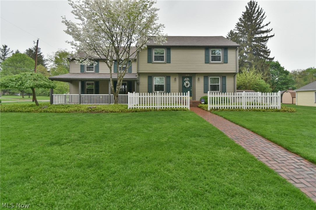 Located across the street from Mill Creek Park Golf, walk to Par 3. Superior condition,above ground pool with deck which is very well designed. Very private surroundings. walk to the newly renovated Gold Fish Pond.