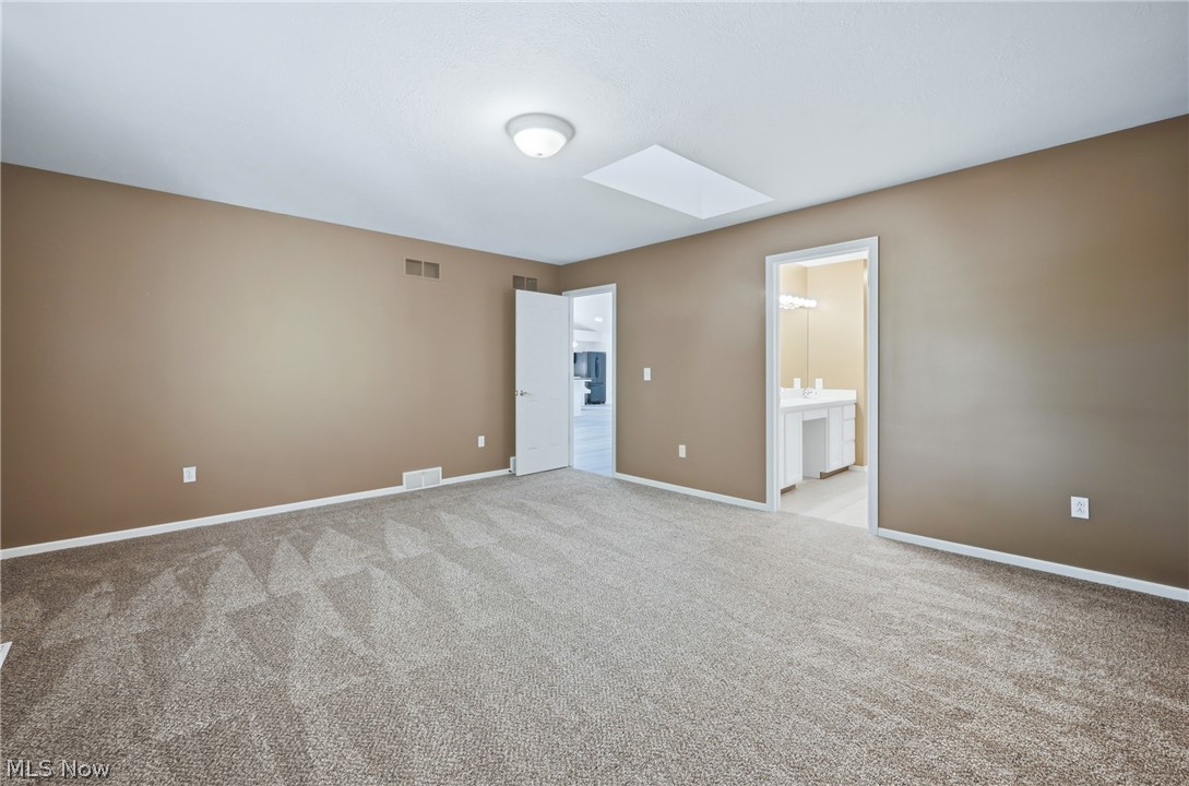 Woodlands Condo - Residential