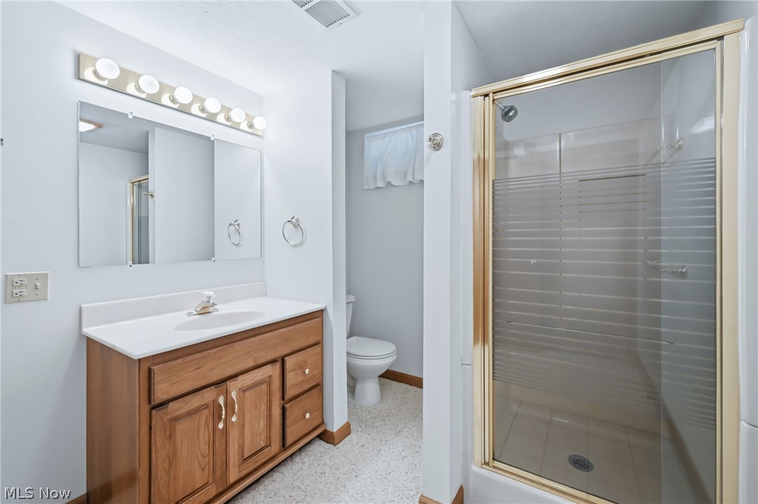 Woodlands Condo - Residential