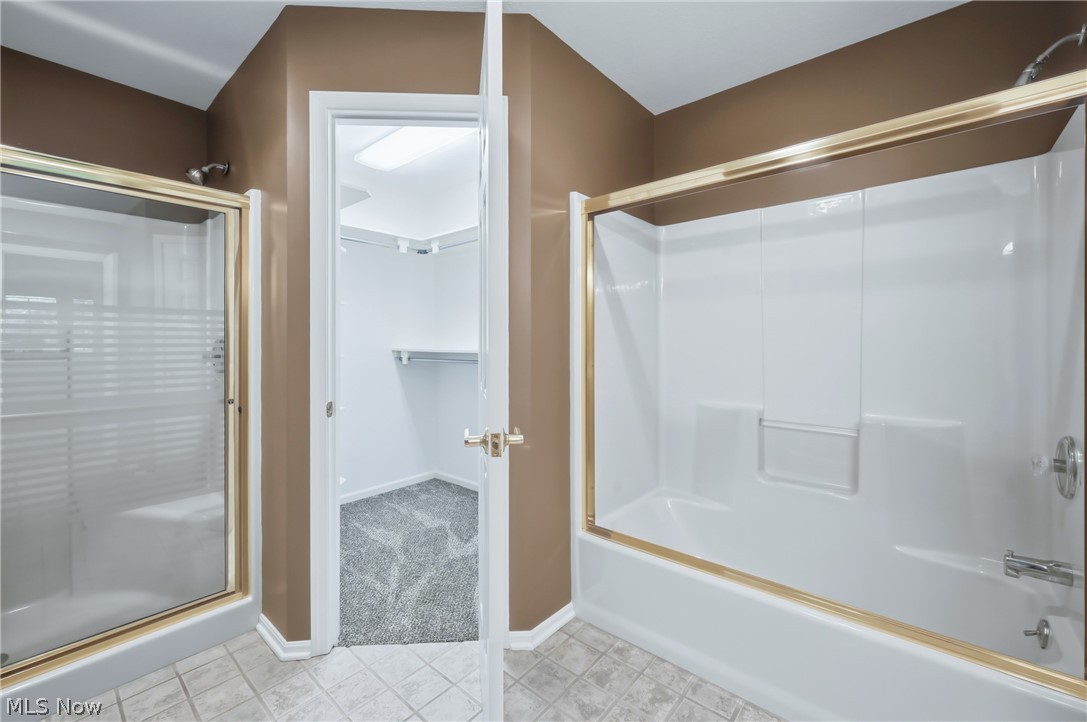 Woodlands Condo - Residential