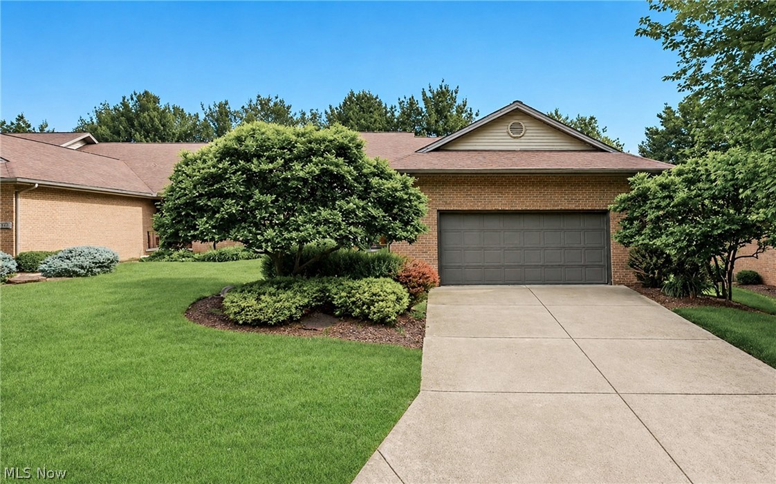 Woodlands Condo - Residential