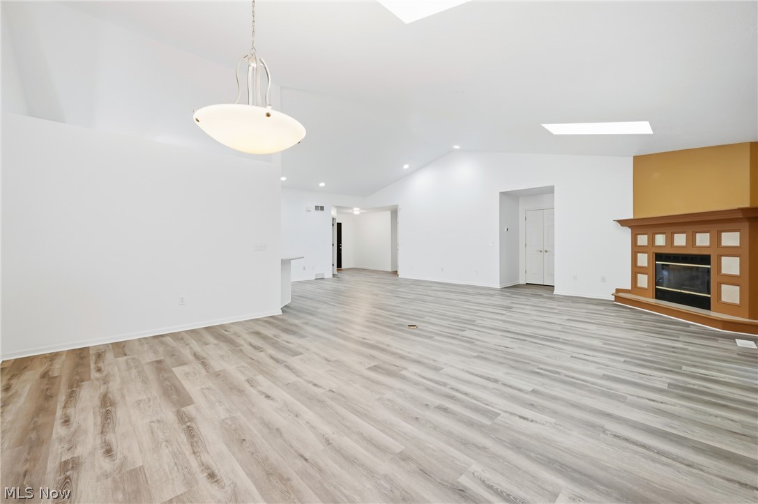 Woodlands Condo - Residential